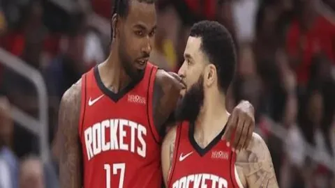 刘诗雯盛赞孙颖莎实力出众，中国队称霸赛场！